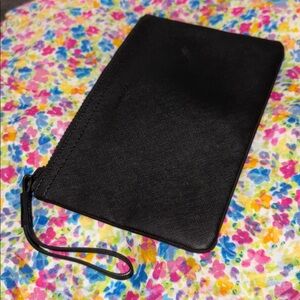 Black Lululemon Women’s clutch